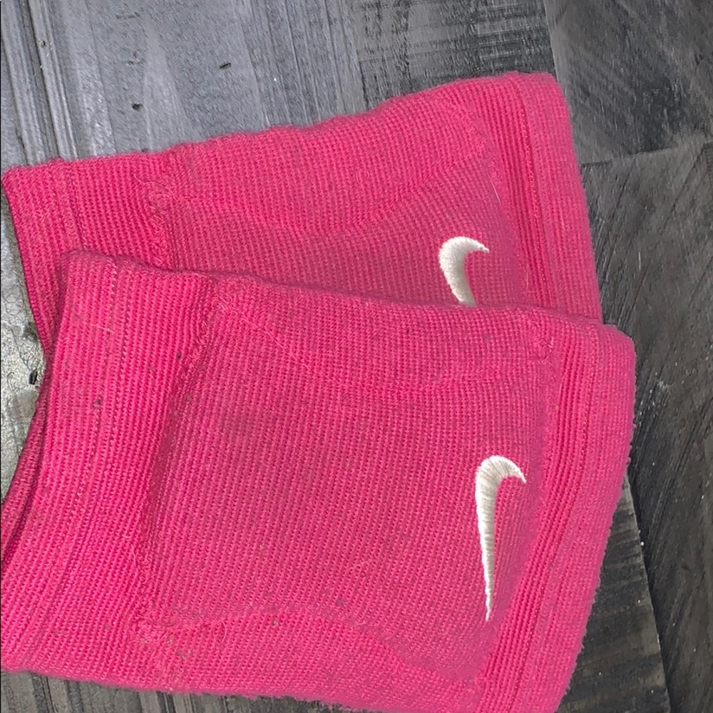 Nike volleyball knee pads